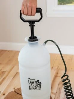 Sprayer Tank With Coil Hose Wand -Outdoor Garden Care Shop 3 4 crop 8612969 0161